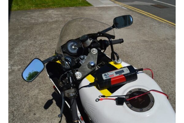 Maypole 4 Amp Electronic Smart Charger 6/12V - Image 3