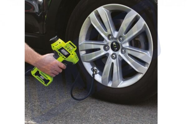 Maypole Handheld Air Compressor 12V - Image 2